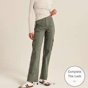 A&F relaxed cargo pant